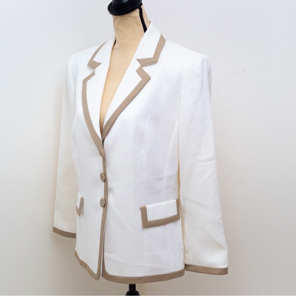Tailored blazer jacket white tan khaki trim summer blazer Tahari 14 - Picture 2 of 15
